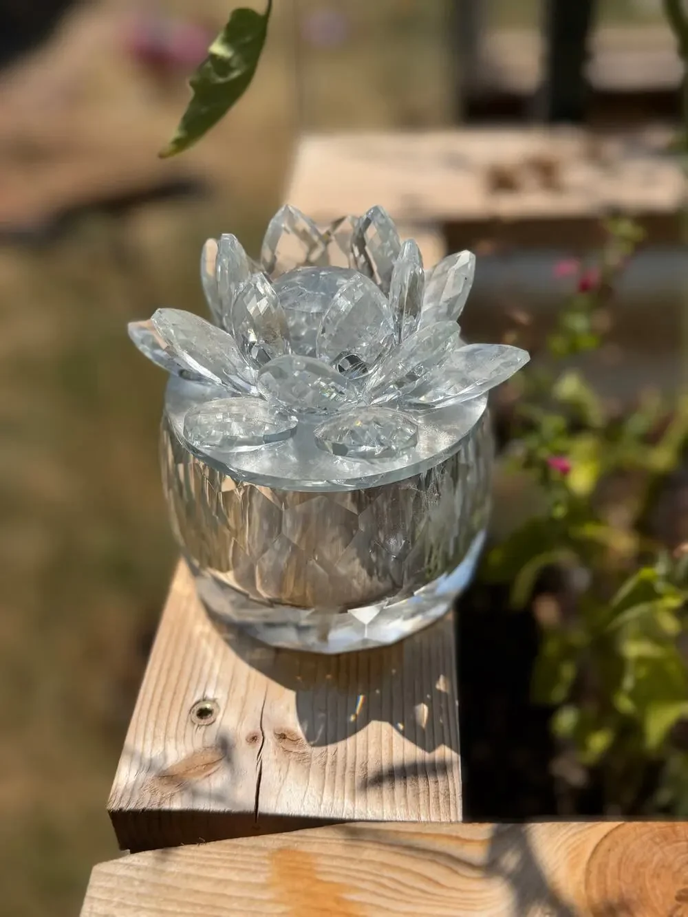 Crystal Lotus Flower Tealight Candle Holder Clear Glass Decorative Centerpiece